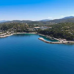 Semesteranläggning (resort) Pine Bay, Kusadası